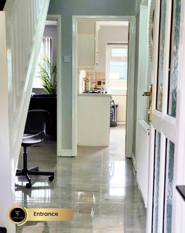 Nr Birmingham City Centre, 5 Bed, Luxe Inn ภายนอก รูปภาพ