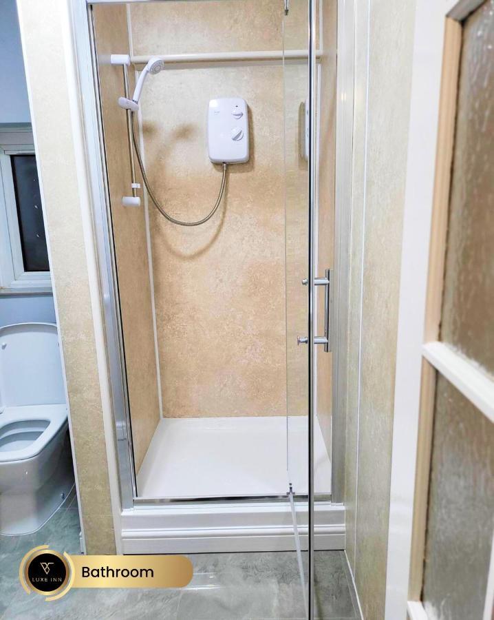 Nr Birmingham City Centre, 5 Bed, Luxe Inn ภายนอก รูปภาพ
